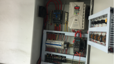 變頻器上電無顯示故障怎么處理？變頻器廠家德瑞斯告訴你