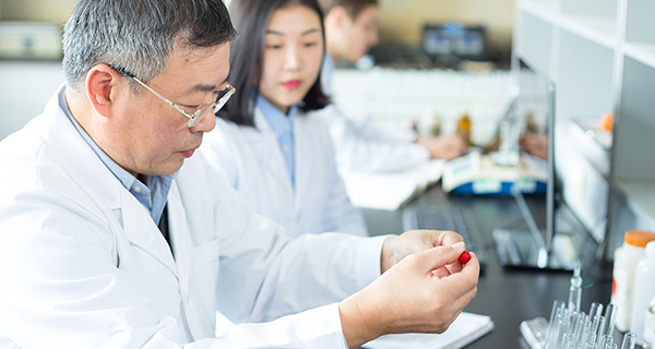 強(qiáng)大研發(fā)團(tuán)隊(duì)，為客戶(hù)降本增效